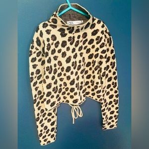 NWT ZARA CROPPED TOP